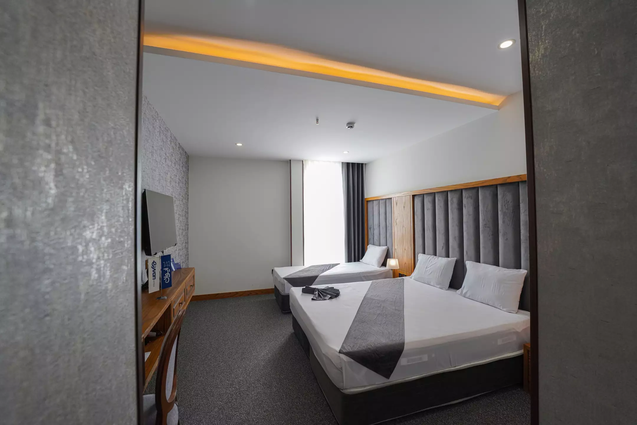 Alibaba https://cdn.alibaba.ir/ostorage/hotel-accommodation-images/69301ee5a1e6f83605b7eca6_سه تخته دبل (2).webp